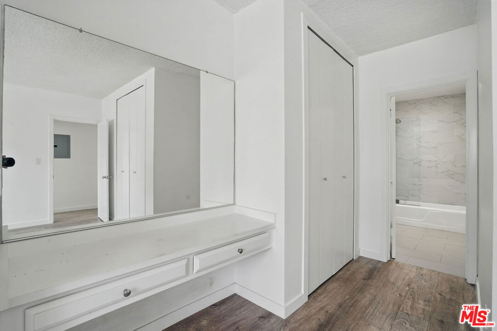 930 3rd Street - Photo 22