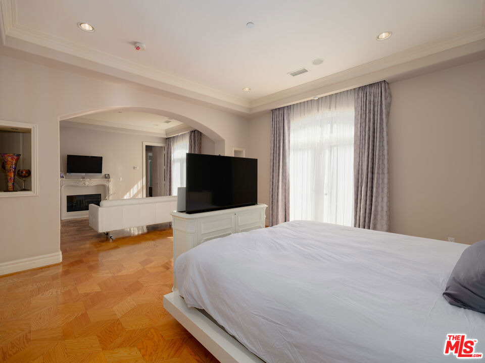 18047 Karen Drive - Photo 24