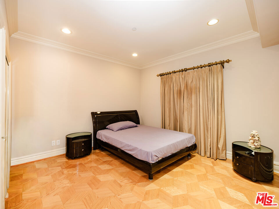 18047 Karen Drive - Photo 34