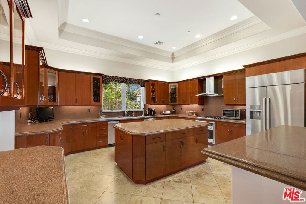 18047 Karen Drive - Photo 10