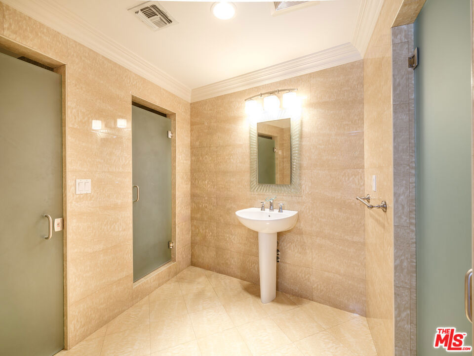 18047 Karen Drive - Photo 16