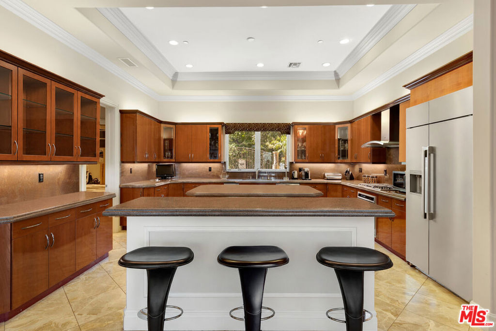 18047 Karen Drive - Photo 9