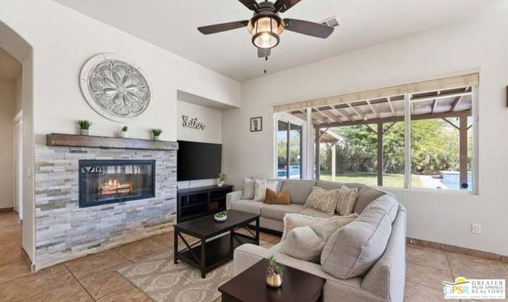 13762 Starlight Way - Photo 1
