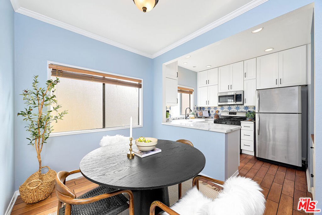 12601 Matteson Avenue - Photo 2