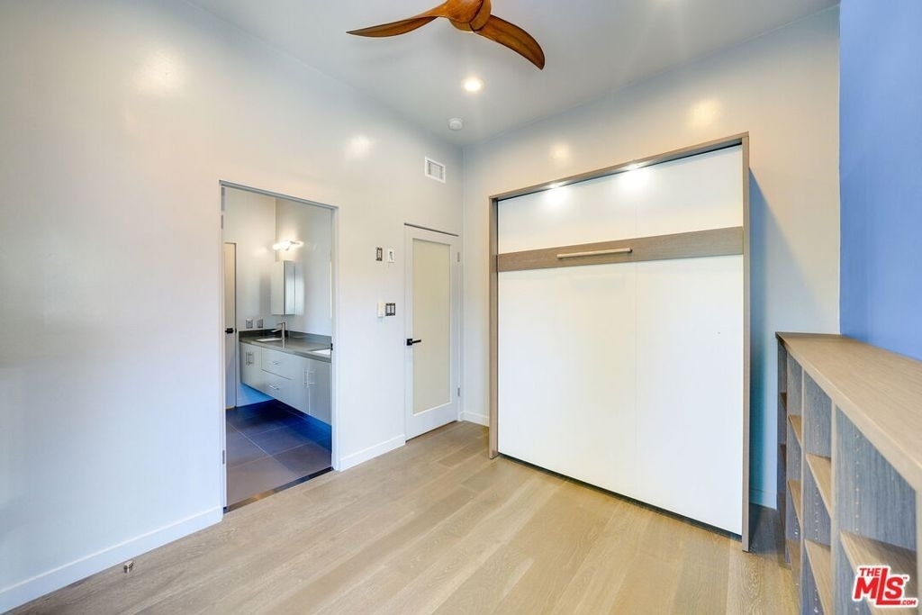 929 Dickson Street - Photo 17