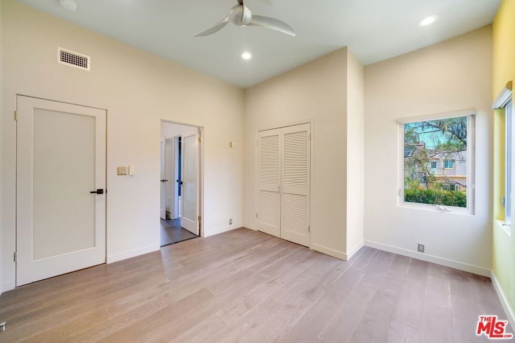 929 Dickson Street - Photo 21