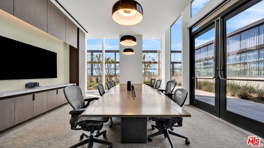 889 Francisco Street - Photo 23