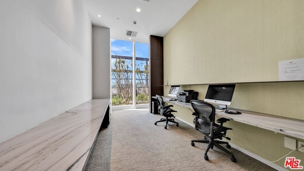 889 Francisco Street - Photo 22