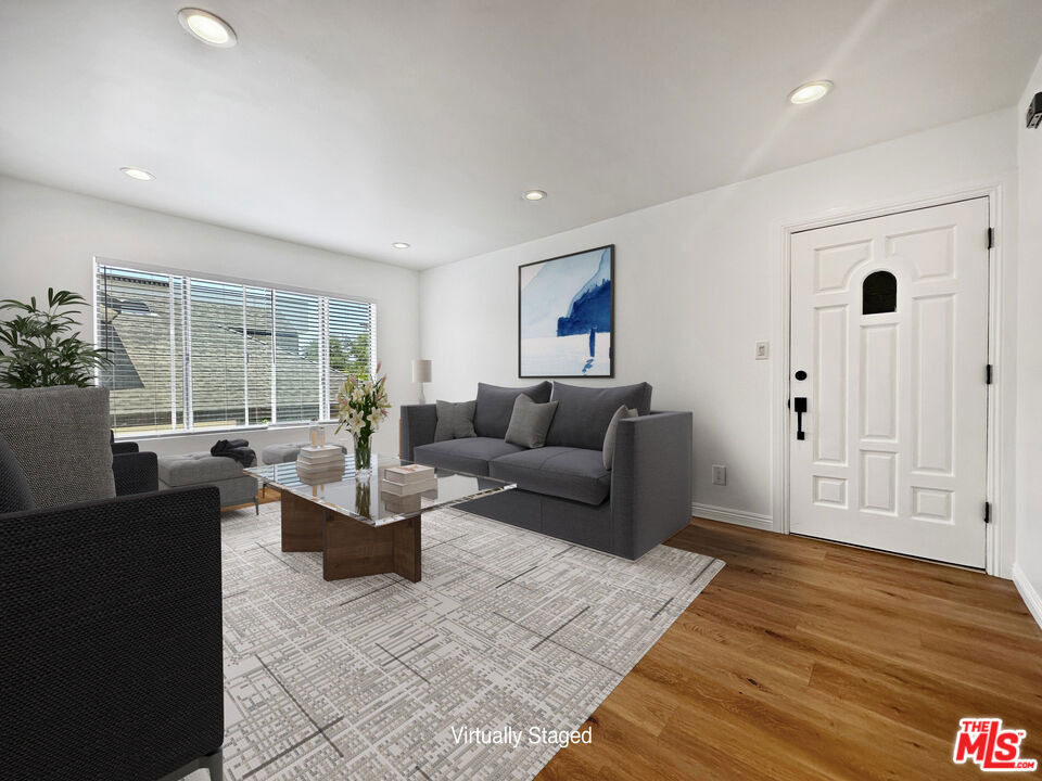 2841 S Sycamore Avenue - Photo 1