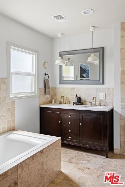 10963 Lindblade St - Photo 17