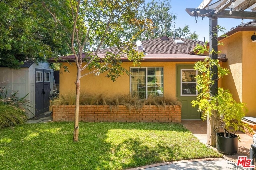 10963 Lindblade St - Photo 32