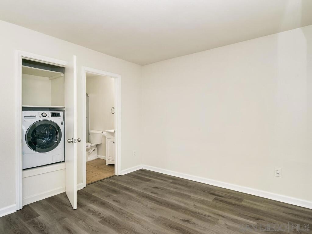 1350 N Escondido Blvd - Photo 5