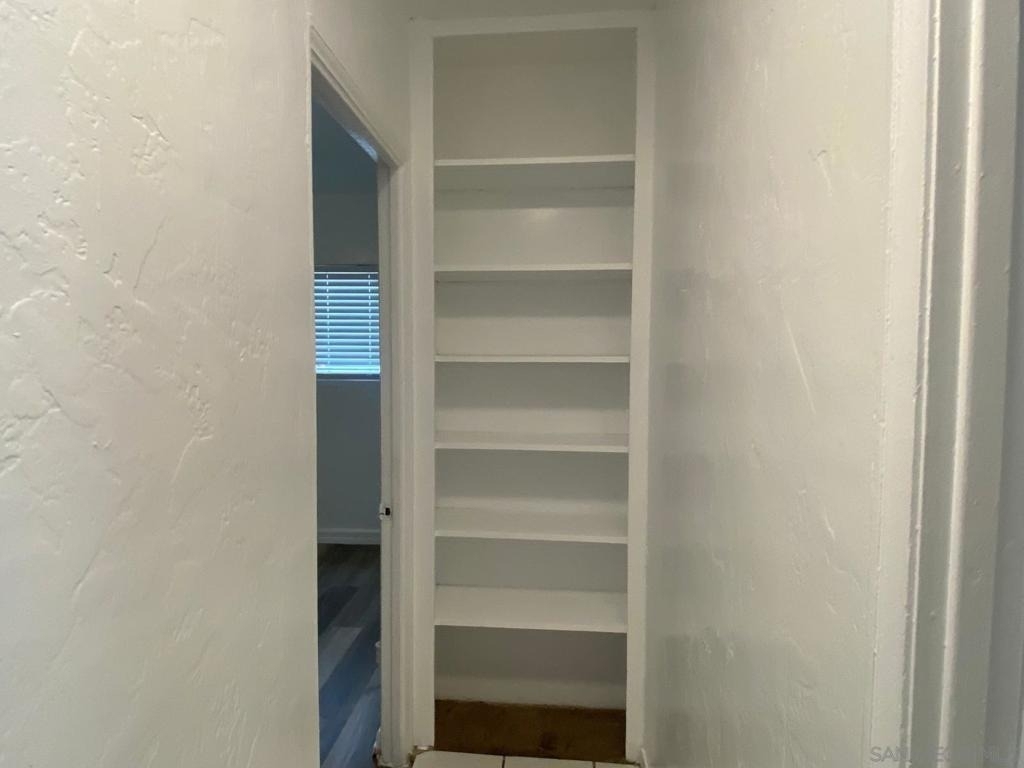 950 E Washington Ave - Photo 6