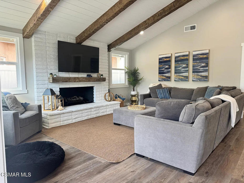 5033 Island View Street - Photo 1