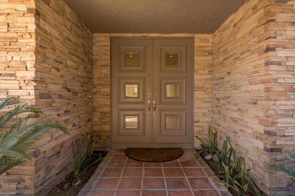 75 Colgate Drive - Photo 2