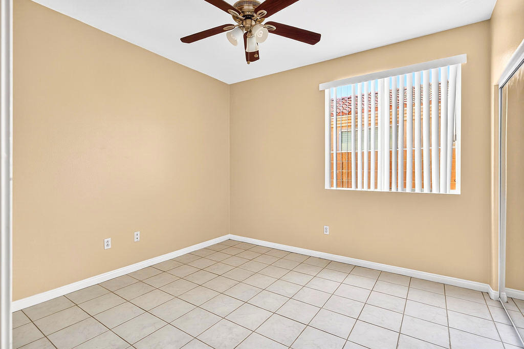 42217 Whisper Rock Street - Photo 15