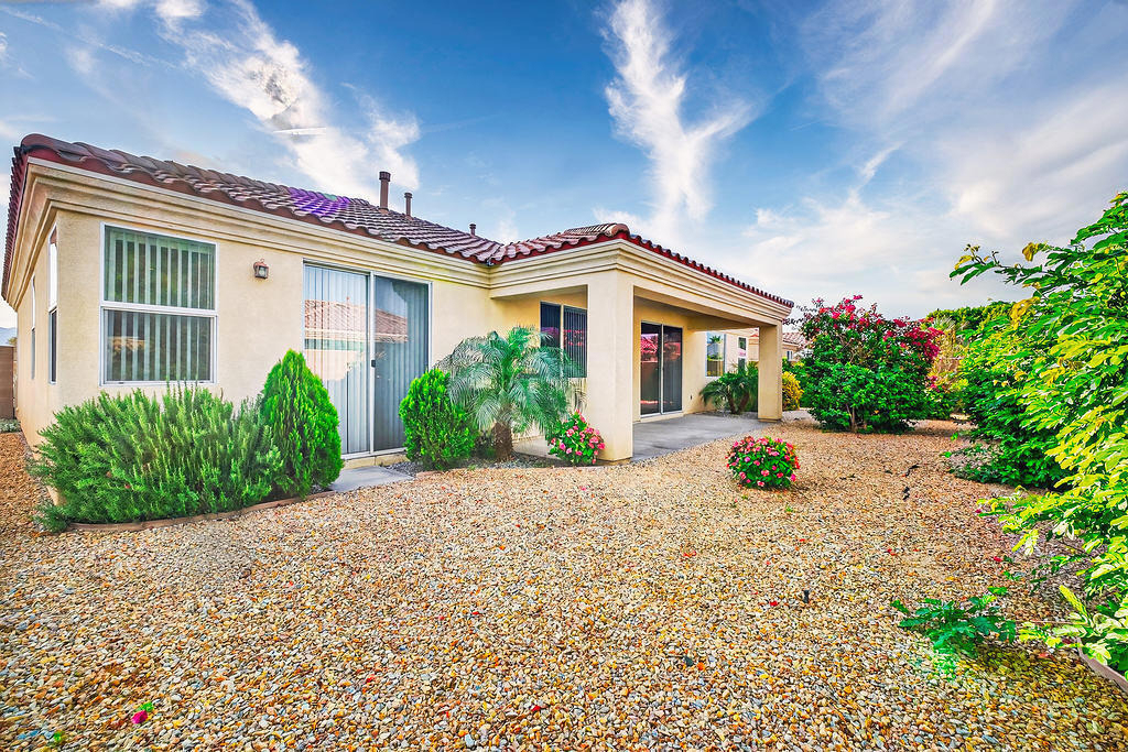 42217 Whisper Rock Street - Photo 18