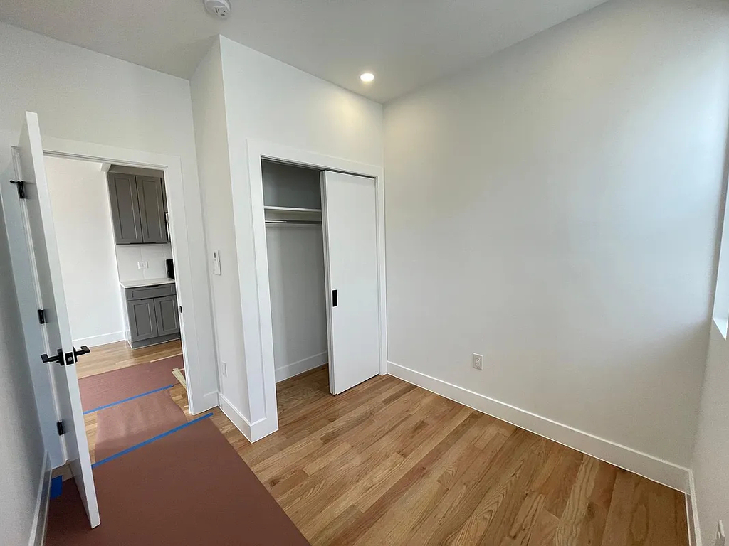 1652 Norman Street - Photo 4