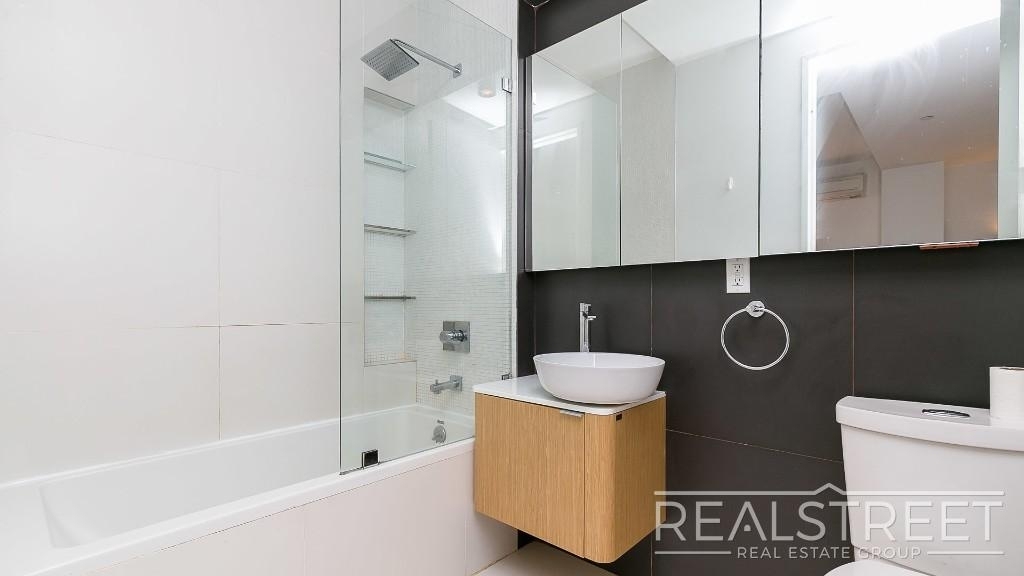 74 Maujer Street - Photo 8