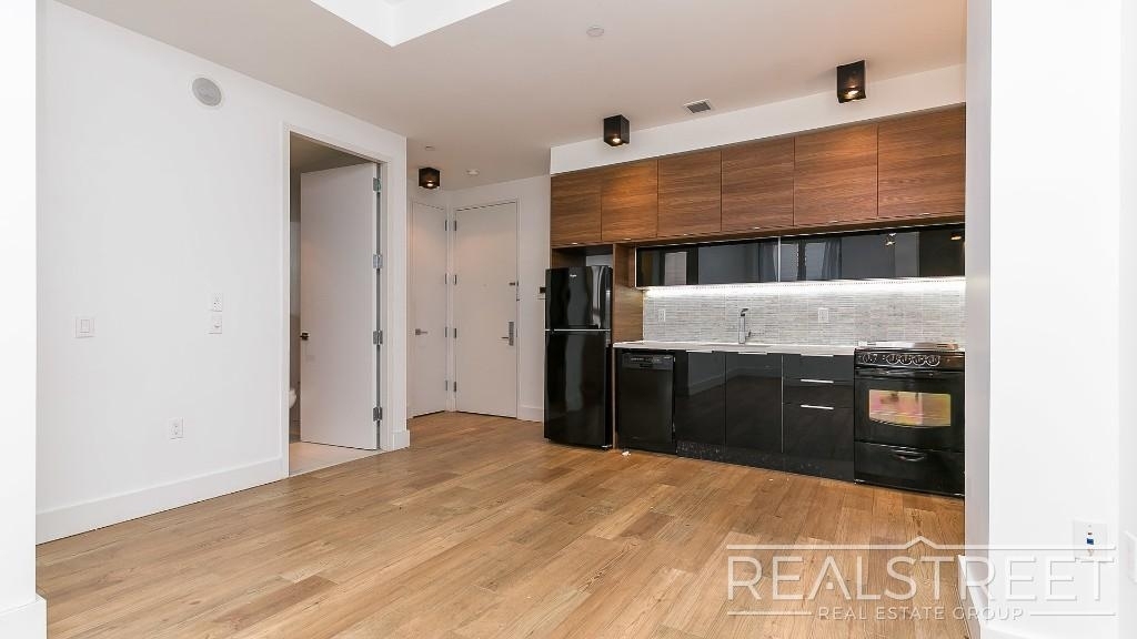 74 Maujer Street - Photo 4