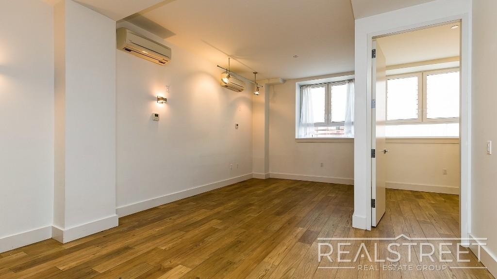 74 Maujer Street - Photo 5