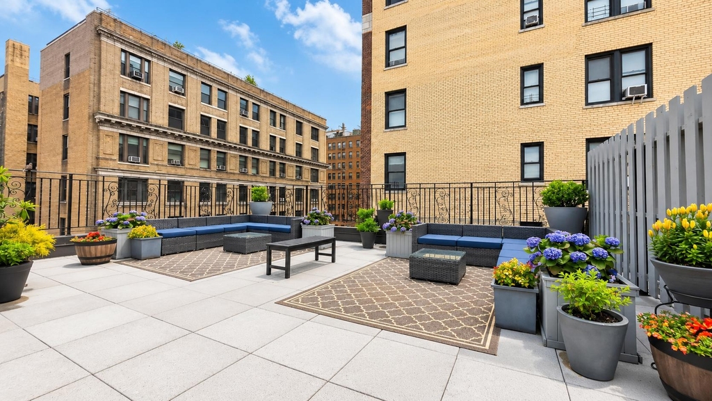 310 West 97th Street - Photo 17