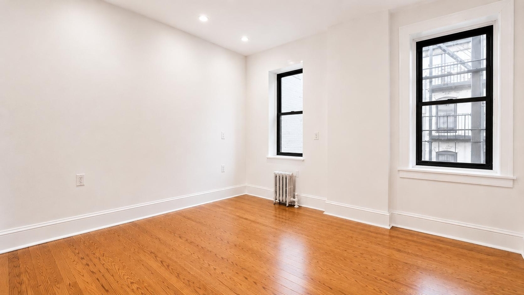 310 West 97th Street - Photo 7
