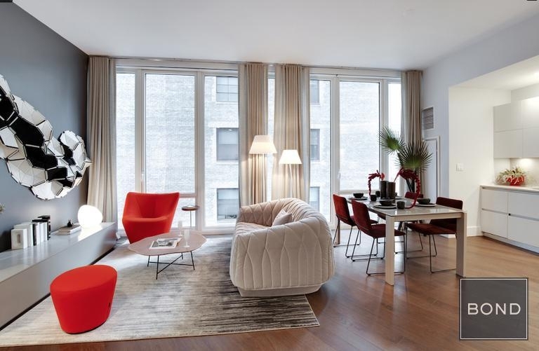 East 44th Street - Photo 6