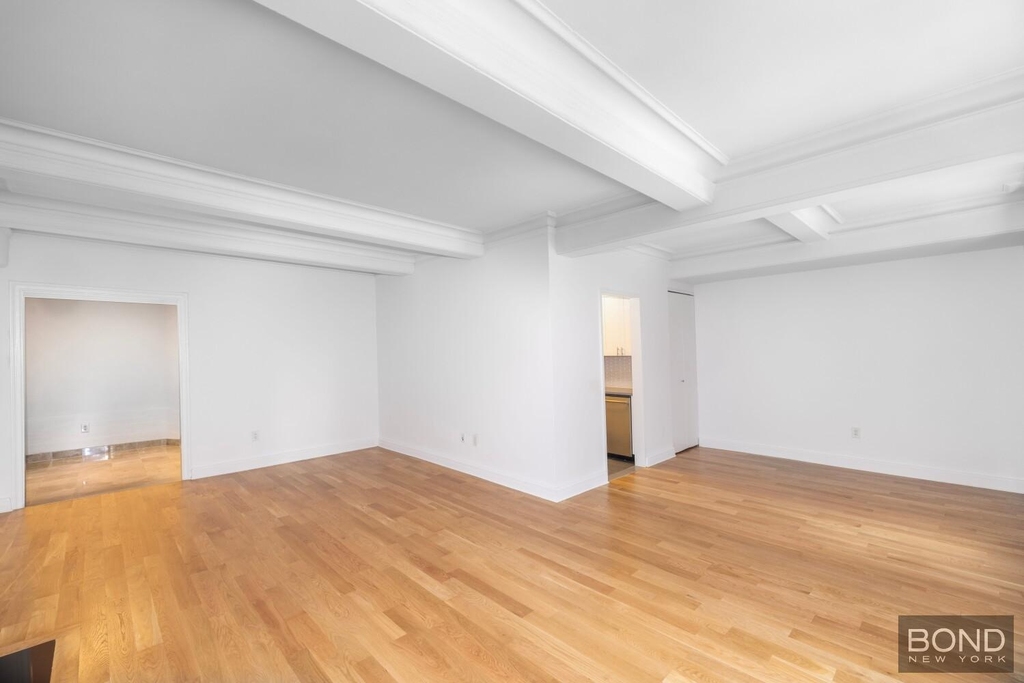 West 55th Street - Photo 1