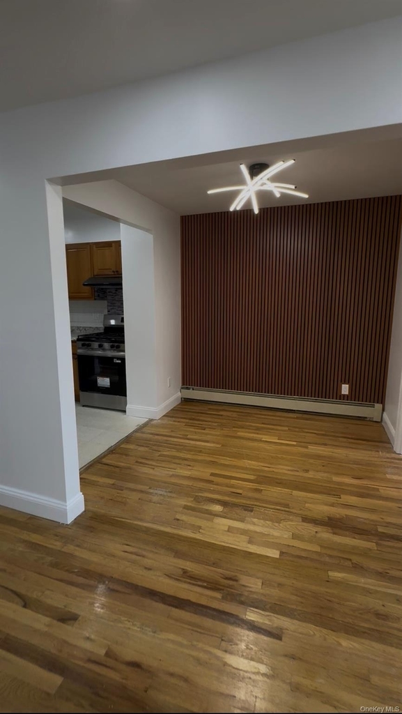 94-28 53 Avenue - Photo 1