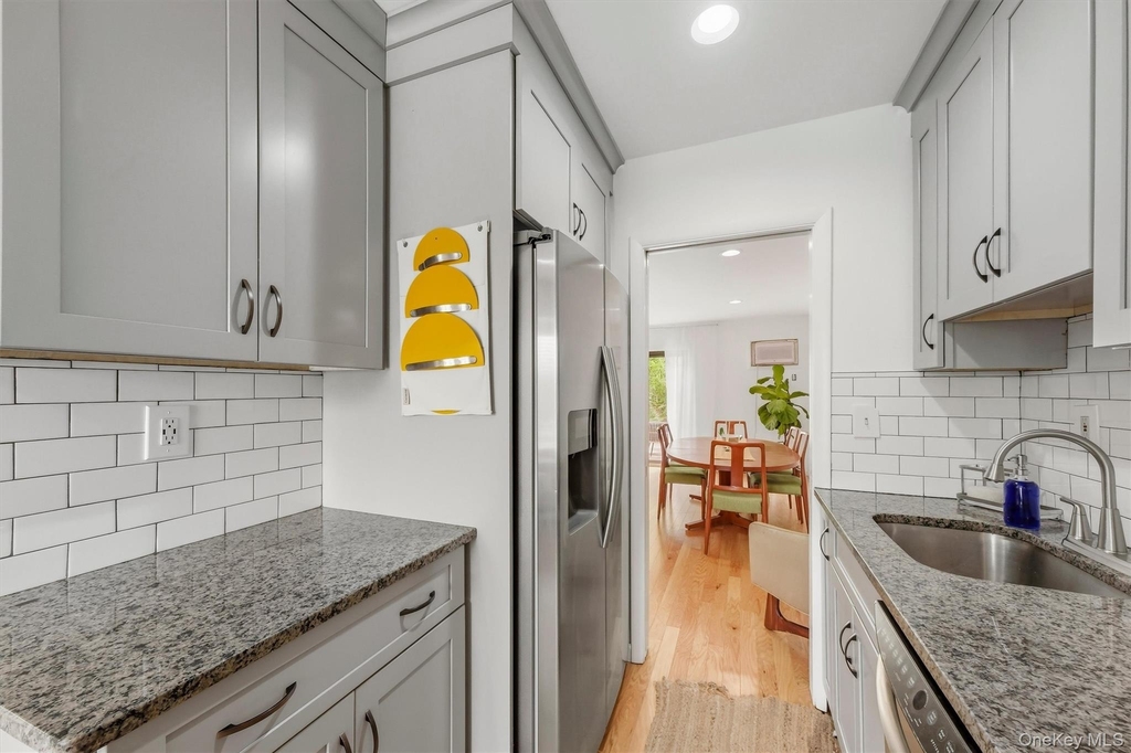 15 Hammond Plaza - Photo 12
