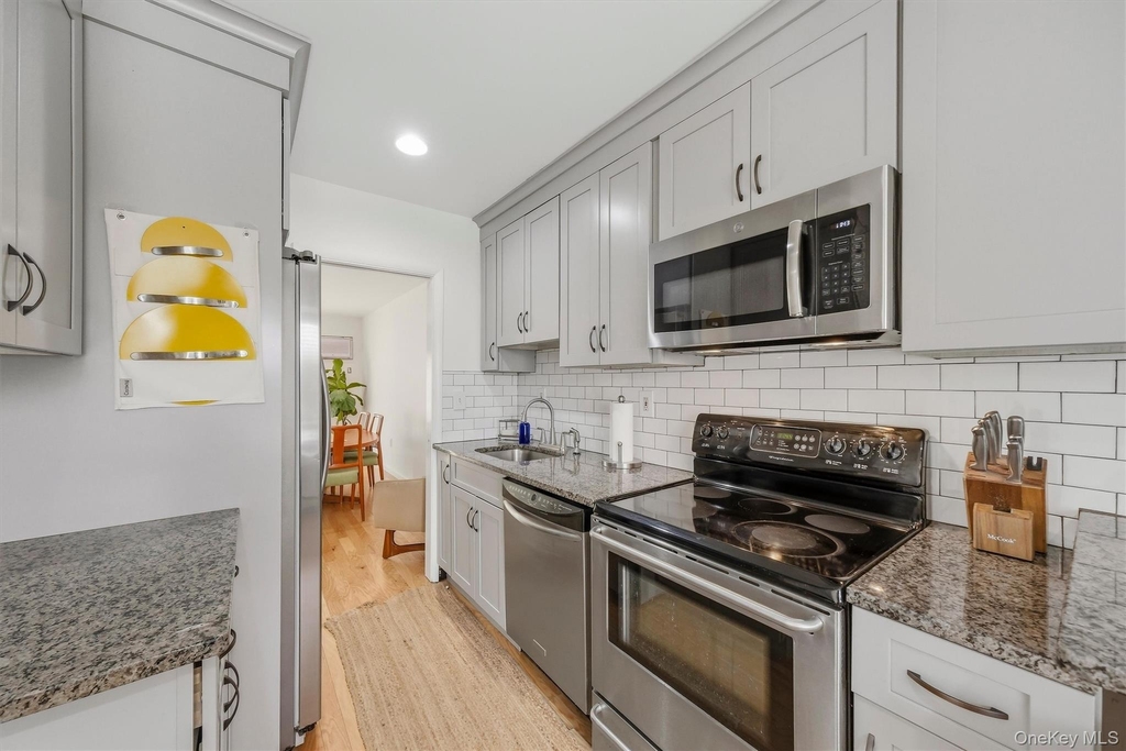 15 Hammond Plaza - Photo 13