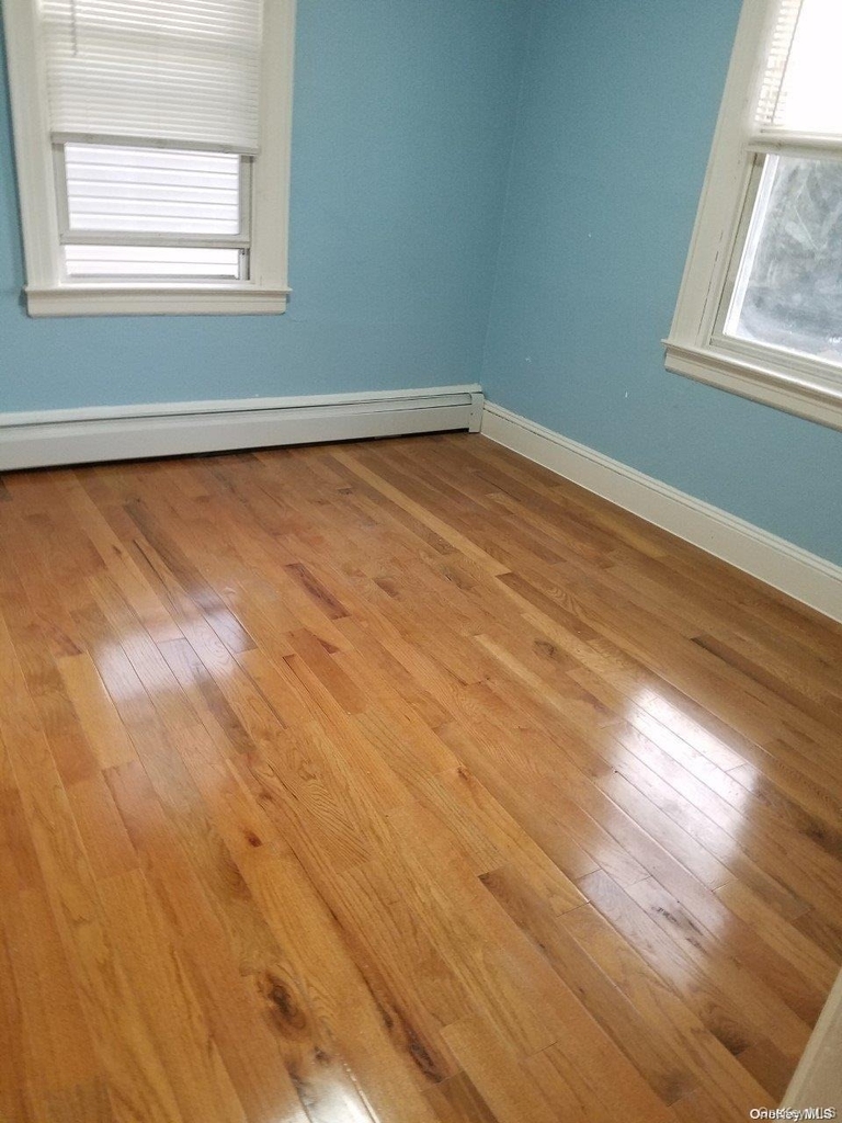 87-44 254 Street - Photo 3