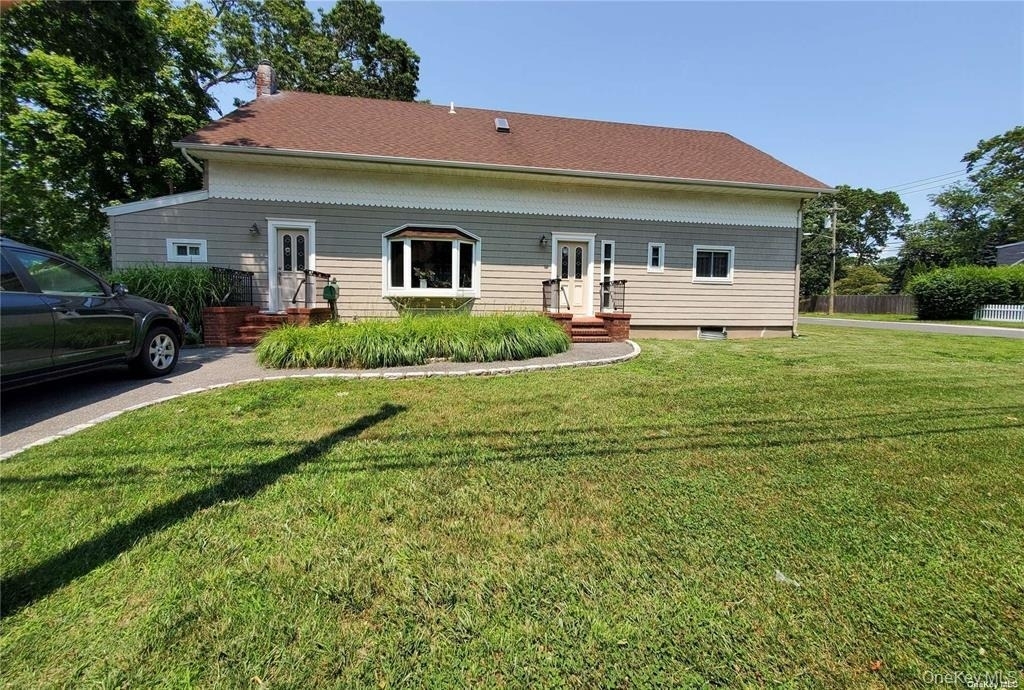46 Laurel Avenue - Photo 0
