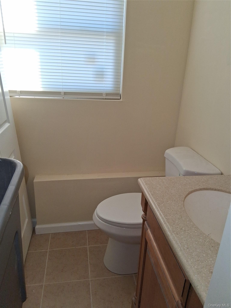 5485 Expressway Drive N - Photo 1