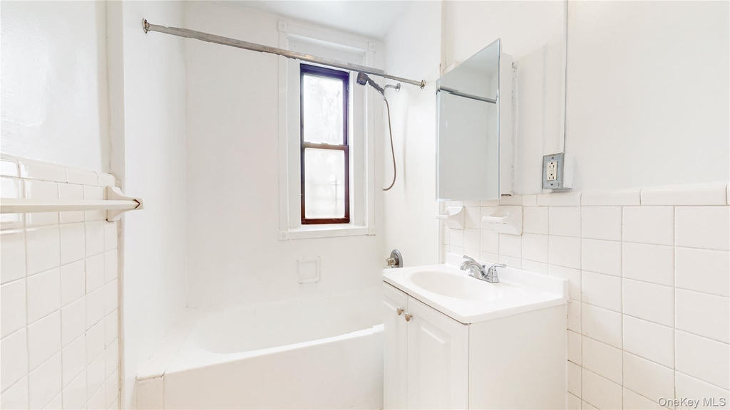 72-34 Austin St - Photo 10