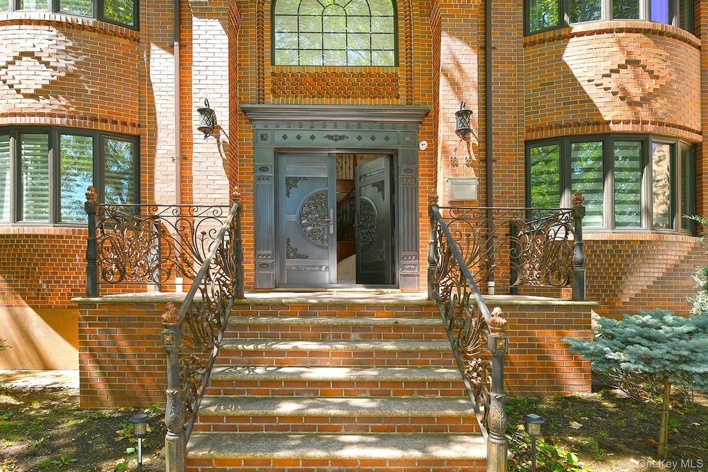 66-26 Marathon Pkwy., - Photo 1
