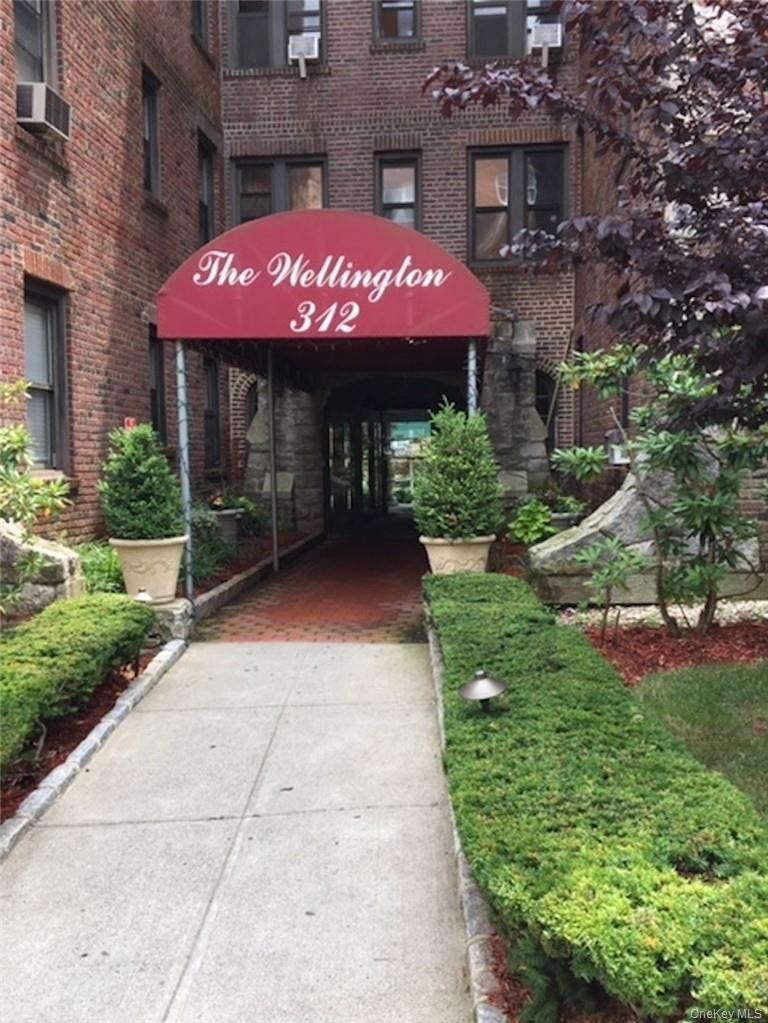 312 Main Street - Photo 0