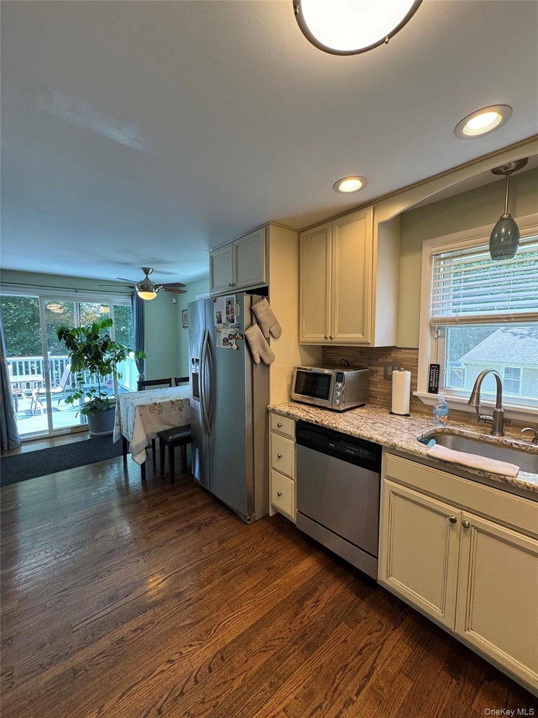 18 Montfort Woods Road - Photo 3