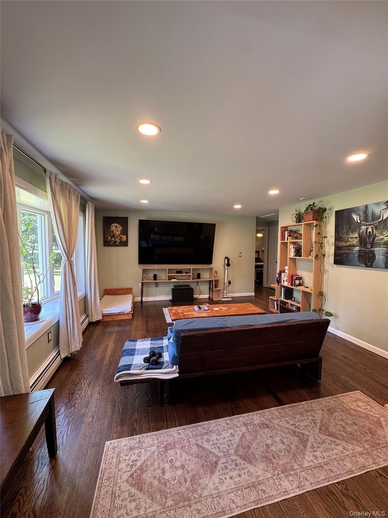 18 Montfort Woods Road - Photo 2
