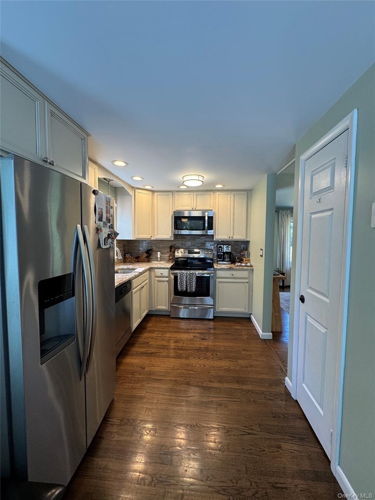 18 Montfort Woods Road - Photo 5