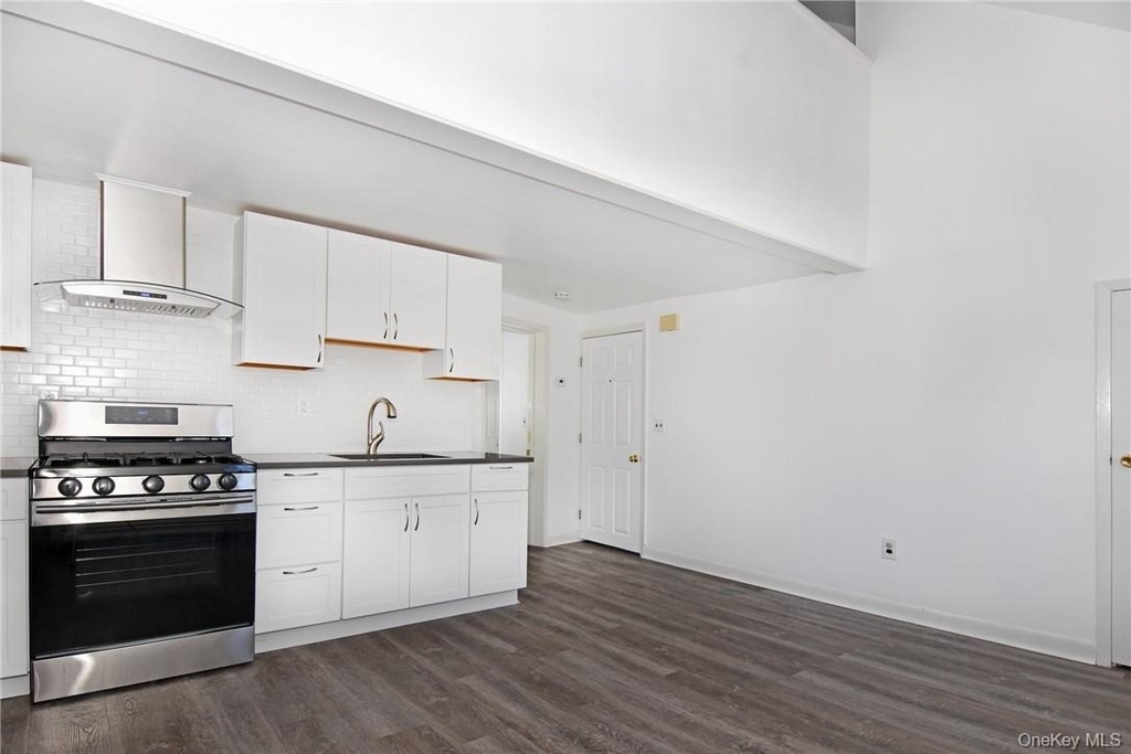 44 Ridge Street - Photo 1
