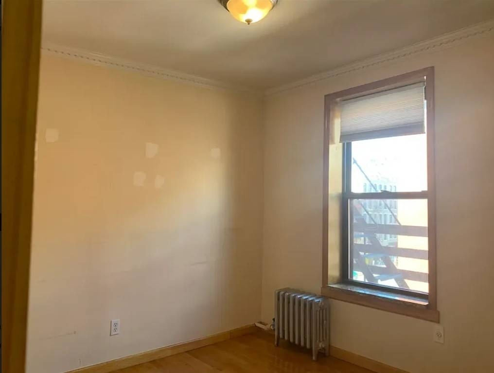 400 East 12th Street - Photo 2