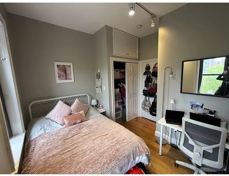 163 Chrystie Street - Photo 2