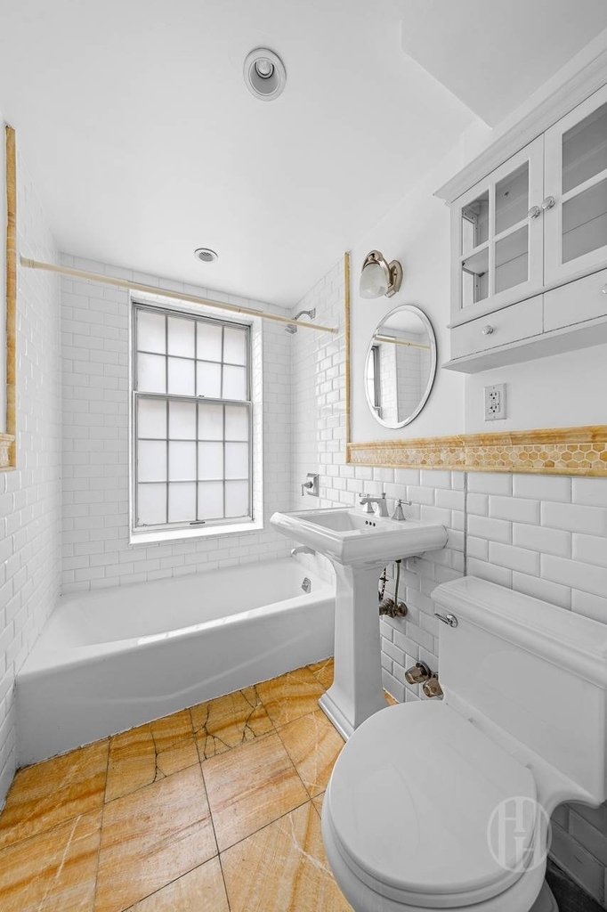 200 E 35th Street - Photo 8