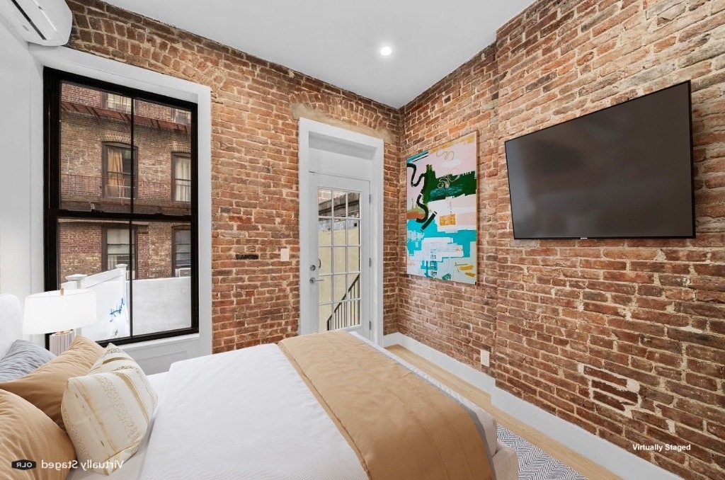 356 W 48th Street - Photo 7