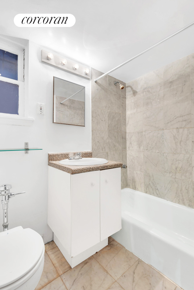 53 W 76th Street - Photo 4