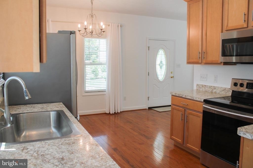 335 S Commerce Street - Photo 11