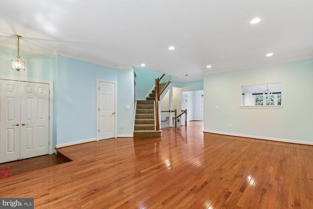 14240 Madrigal Drive - Photo 2
