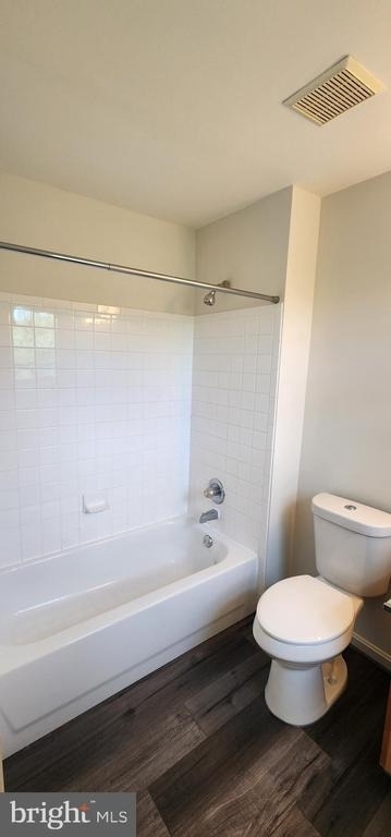 45512 Lakemont Square - Photo 12